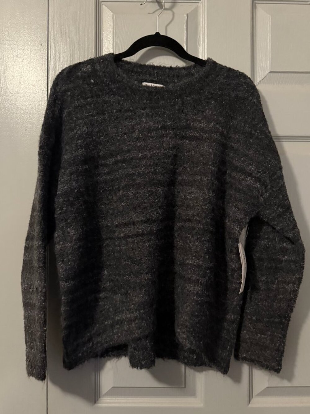NWT Theo & Spence Fuzzy Knit Sweater Size XS | Black Cozy Pullover
